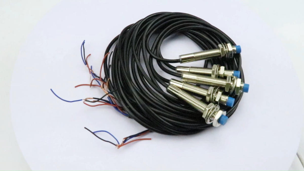 5Pcs NO LJ8A3-2-Z/BX Inductive Proximity Sensor Switch NPN DC6V