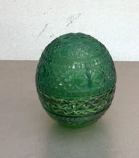 Avon EMERALDESQUE EGG DECANTER Empty