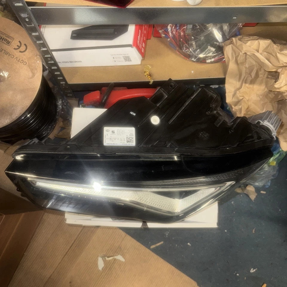 Original Seat Ateca Scheinwerfer Li. 576941031b LED - Bild 2 von 4