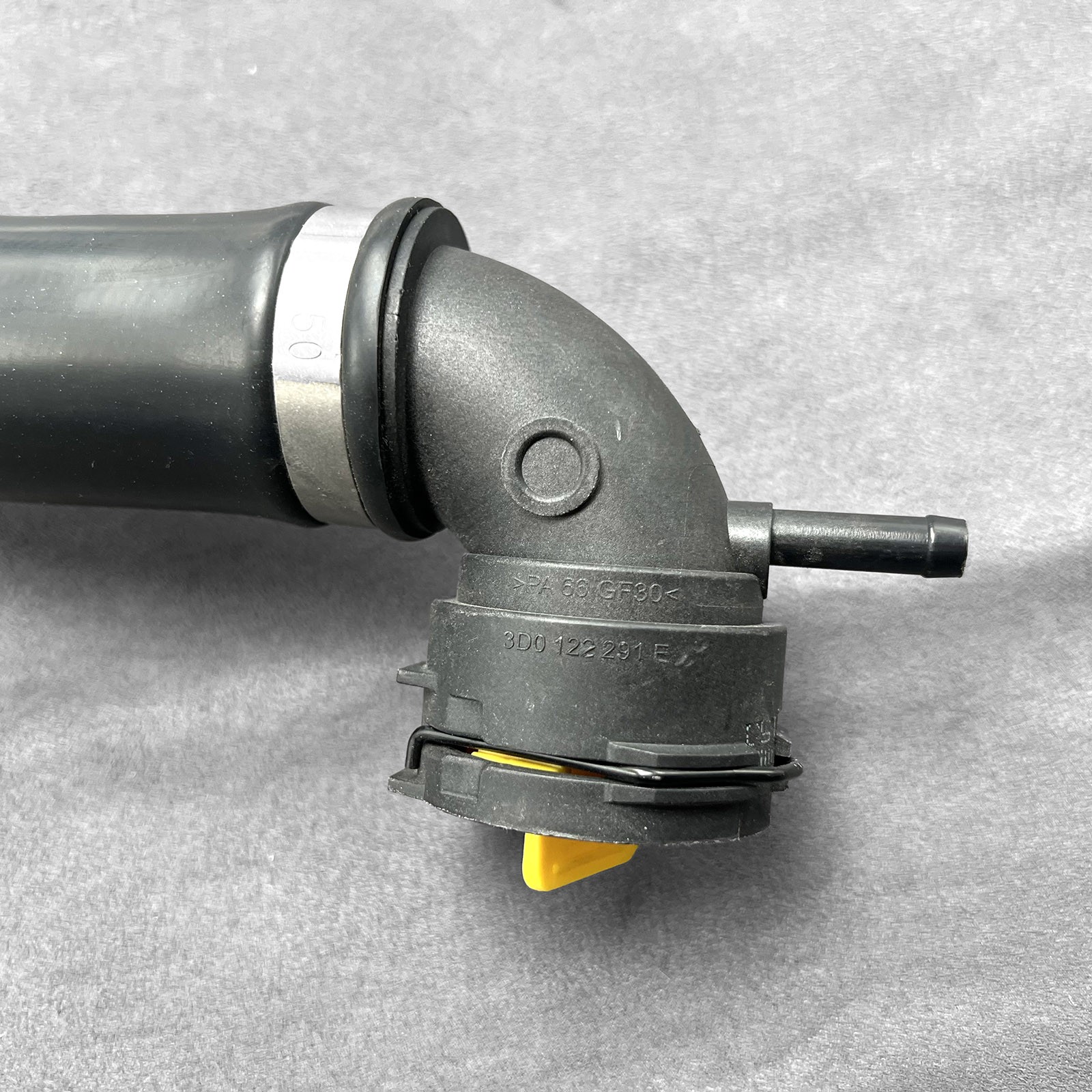 3W0122051B Coolant Water Hose Tube Pipe for Bentley Continental Flying Spur 
