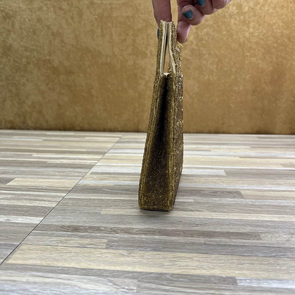 Bolso sin asas de noche con cuentas doradas Inge Christopher Indolink de colección - 8S569 Foto 2 de 4