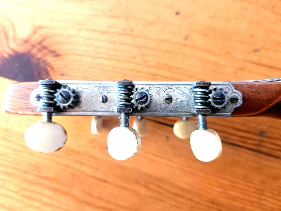 National Tricone guitar Style 1 1928 Round neck - Image 4 of 4