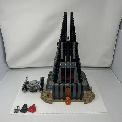LEGO Star Wars: Darth Vader’s Castle 75251 Incomplete