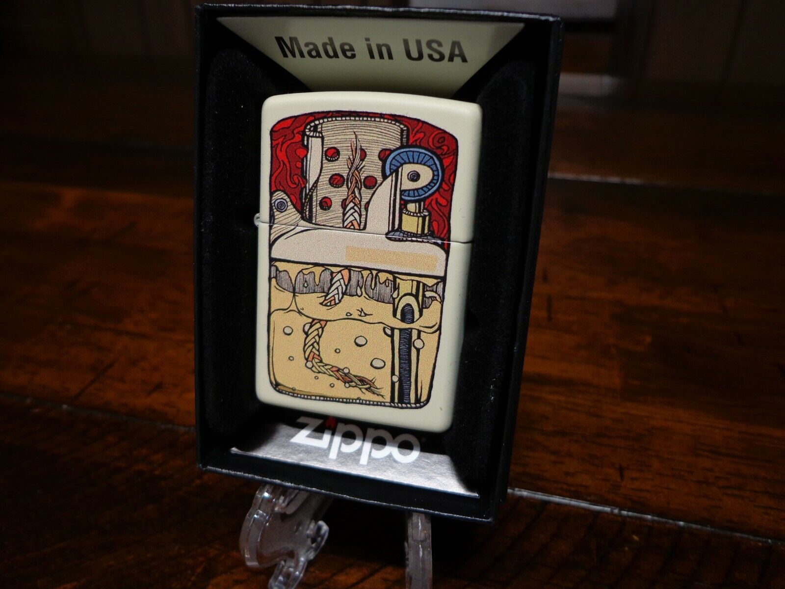 ZIPPO INSERT INSIDES POP ART  ZIPPO LIGHTER MINT IN BOX. Available Now for 29.95