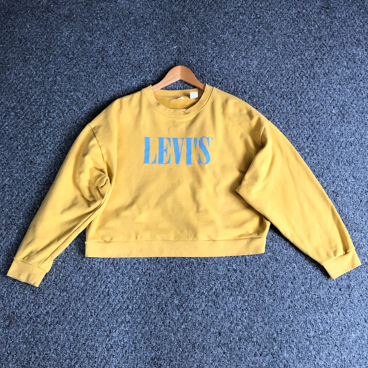 Levi's hotsell cropped jumper