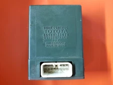 89 90 TOYOTA PICKUP SR5 DOOR CONTROL MODULE RELAY BOX POWER WINDOWS LOCKS DENSO