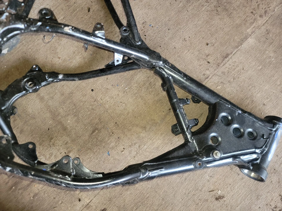 ✅Marco 2000 YZ80 chasis principal base subchasis YAMAHA YZ80 GENUINO OEM 1993-2001 Foto 2 de 4