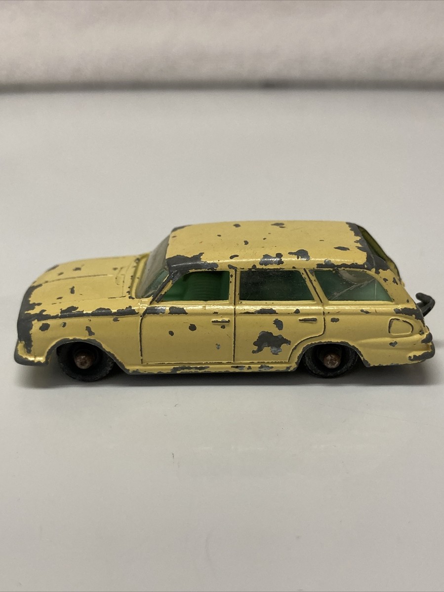 Lesney Matchbox No.38 Vauxhall Victor Estate Car 1963 Made in 