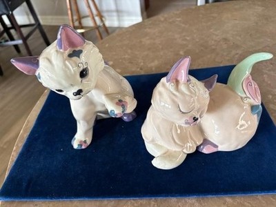 VTG LOT (2) - KAY FINCH White/Pink/Purple/Blue Ceramic Cats Figures