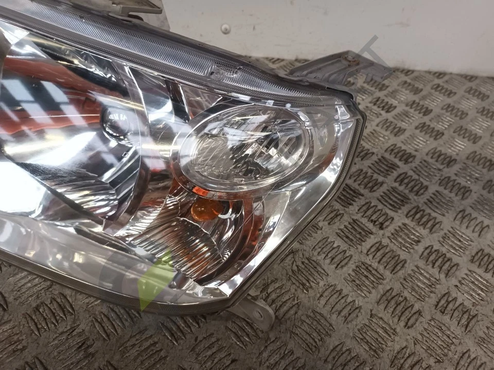 SUZUKI Grand Vitara MK2 Headlight Headlamp Left Side 100-59076 - Image 2 of 4