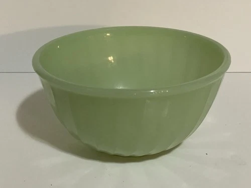 Vintage Anchor Hocking Fire King 1950s Jadeite Swirl Mixing Bowl 6"
