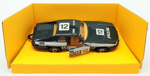 Corgi Diecast Model Car 318 - Jaguar XJ12 - Green White #12 - Photo 2/2