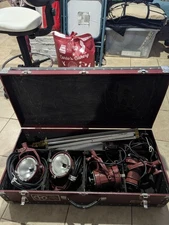 Mole-Richardson Type 40310 Molequartz Tennie-Weenie-Mole Kit For Parts Or Repair