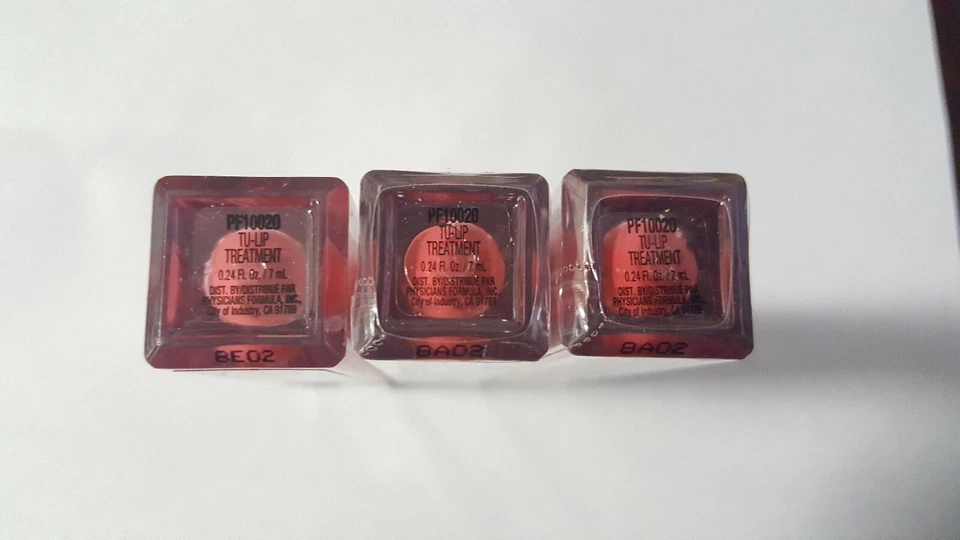 NIP PHYSICIAN'S FORMULA 3 Health Lip Velvet Finish Tu-Lip & Classic Nude Shadow  - Image 2 of 3