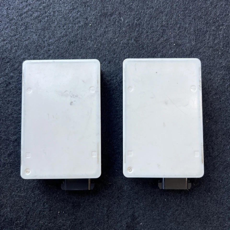 15-18 Dodge Challenger SRT/ 2014-Charger Blind Spot Detection Module LH / RH OEM - Image 4 of 4