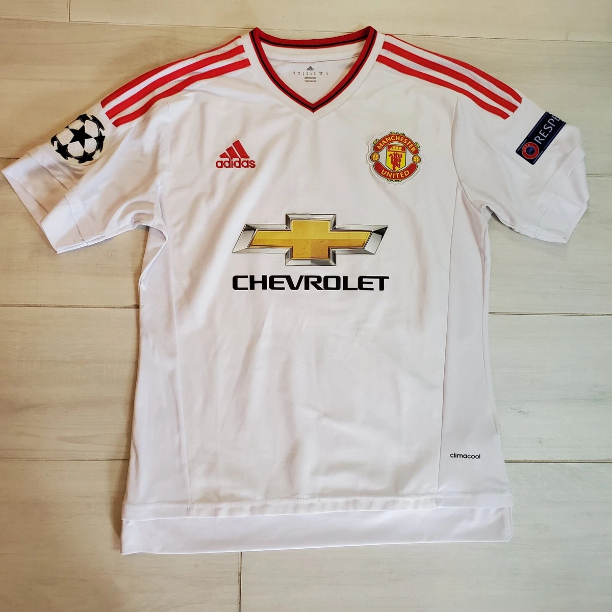 Manchester united cheap jersey authentic