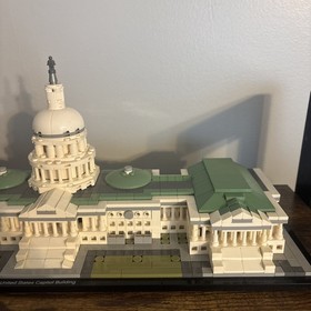 LEGO ARCHITECTURE: United States Capitol Building (21030)