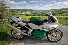 BENELLI TORNADO 900 TRE