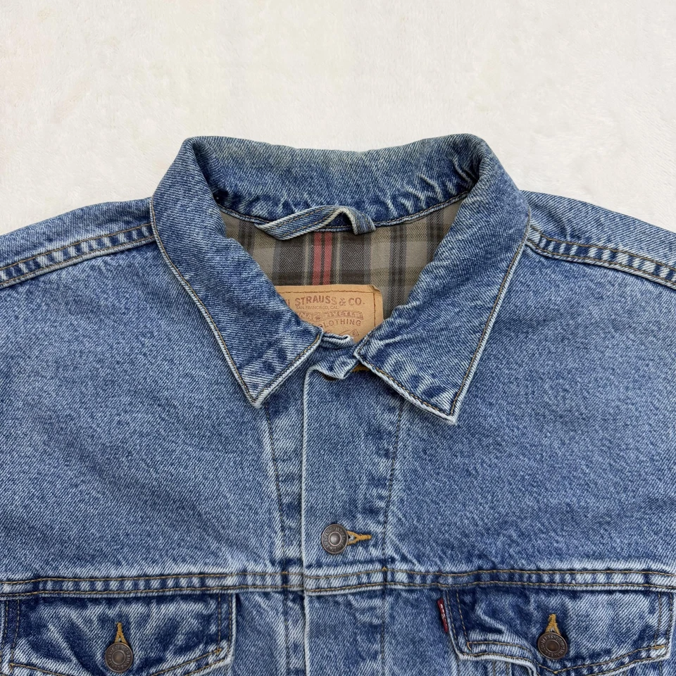 Vintage Levis Jacket Mens Large Blue Denim Plaid Lined Flannel Trucker Coat 90s - Image 2 of 4