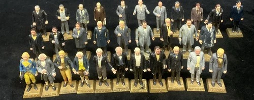Marx Lot Of 31 US Presidents Plastic Toy Figures Good Condition READ DETAILS
