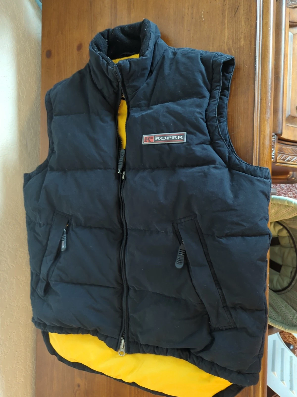 Roper 86 Range Gear Vest Men Small Quilted Puffer Down Poly Insulated Zip Black