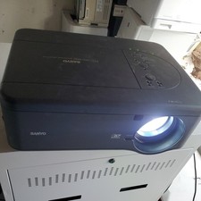 Sanyo PDG-DWT50L HD DLP Multimedia Projector - 4500 ANSI Lumens WXGA TESTED