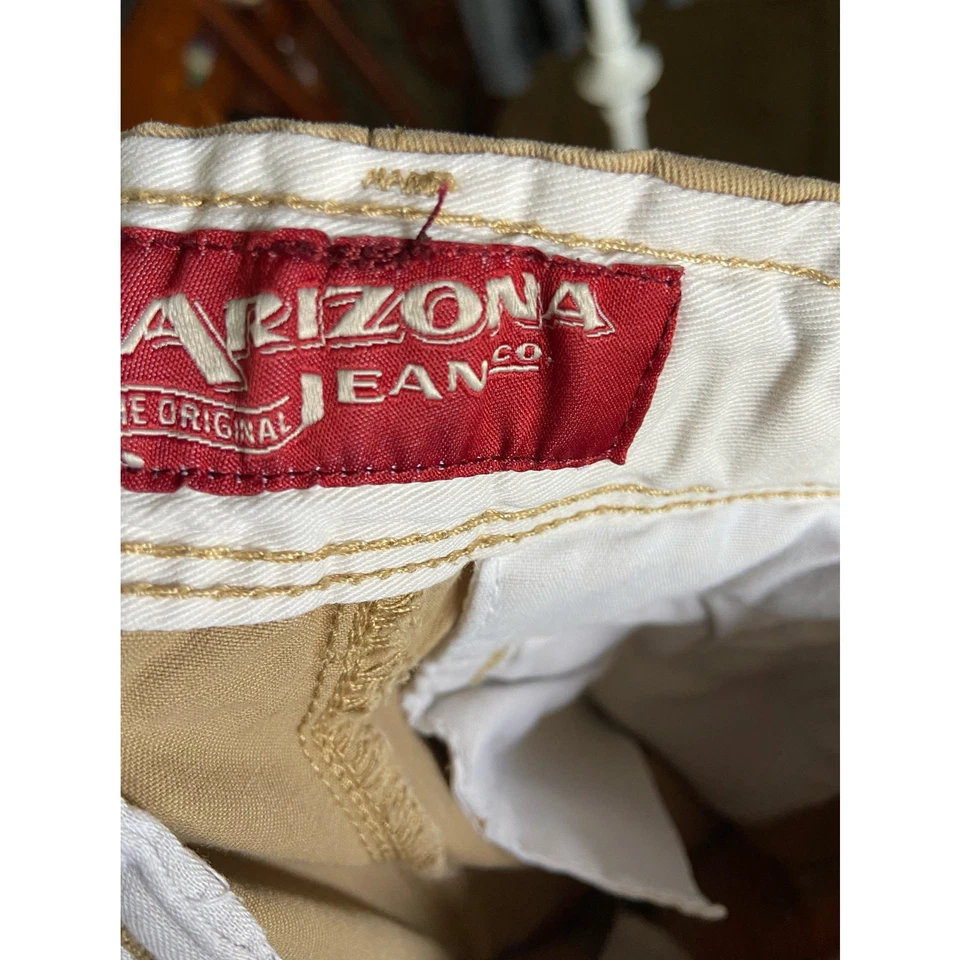 Pantalones informales Arizona Jean Company para niños talla 14 regular tostado caqui Foto 3 de 4