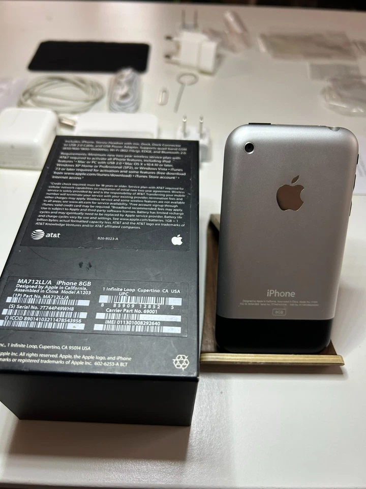 Apple iPhone 2G 8GB (2007) – Complete Original Box – Collector’s Item, foto 4 de 5