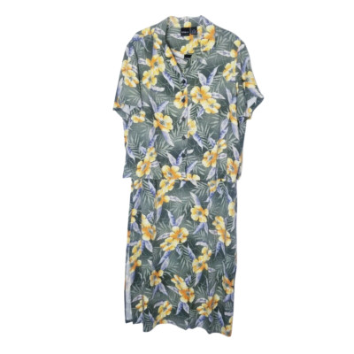 Erika Dress Shirt Set Women Size 1X Green Yellow Floral Vintage
