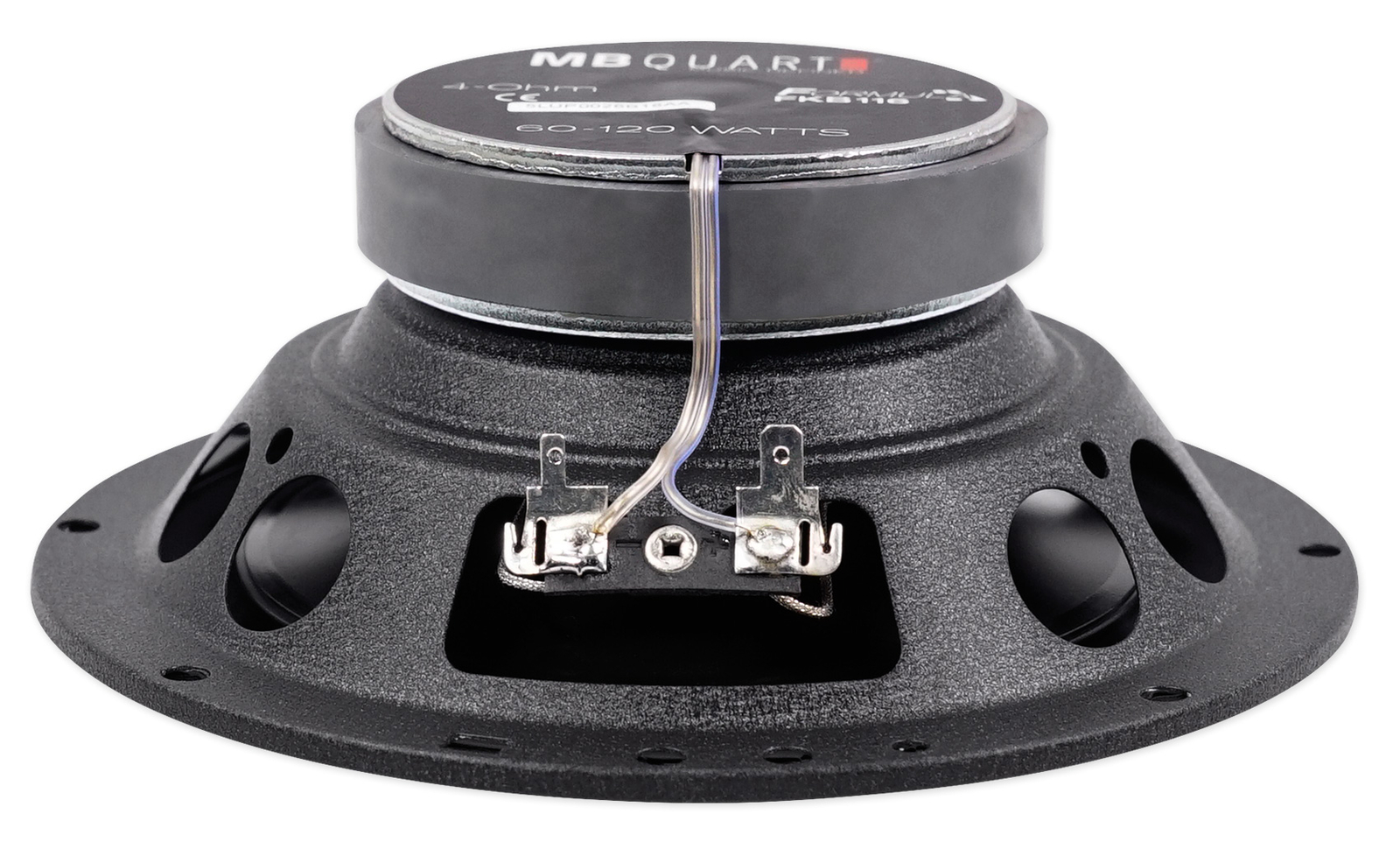 Замена переднего динамика MB Quart 65 для седана INFINITI G35 2003-2006 годов выпуска