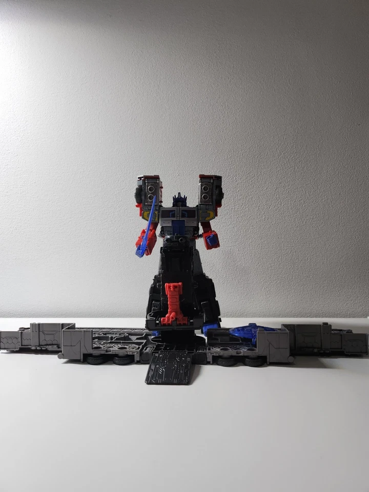 Transformers Legacy G2 Laser Optimus Prime Autobot Action Figure NO BOX - Immagine 3 di 4