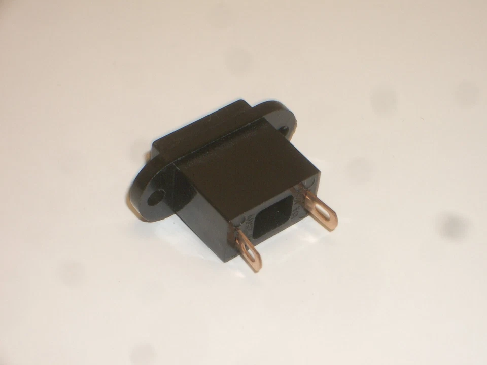 PHILMORE R118J TOMA DE CORRIENTE AC TOMA RECEPTÁCULO NEMA 1-15R 2 HILOS 15A 125V Foto 2 de 2