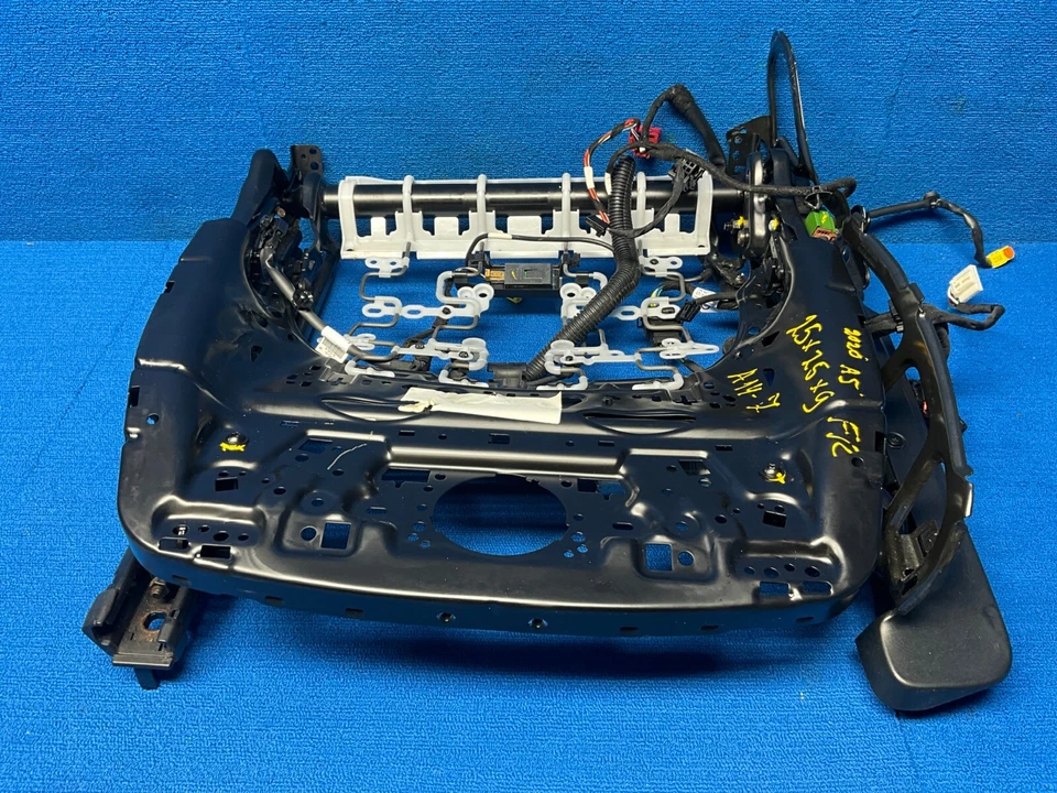 2018–2023 AUDI A5 ПЕРЕДНЯЯ ЛЕВАЯ СО СТОРОНЫ ВОДИТЕЛЯ НИЖНЯЯ РАМА СИДЕНЬЯ С ДВИГАТЕЛЯМИ ОТ ОРИГИНАЛЬНОГО ПРОИЗВОДИТЕЛЯ - Изображение 3 из 4