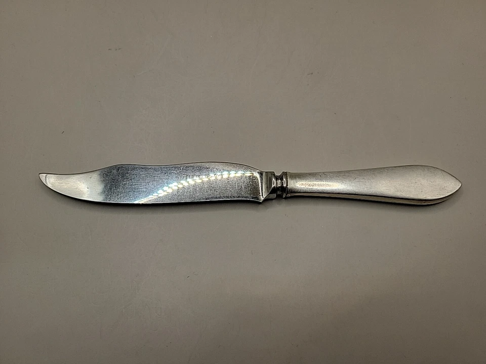 Antiguo cuchillo de cubiertos de plata esterlina Tiffany & Co. Faneuil fabricante de 8,1" Foto 3 de 4