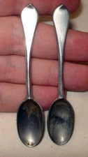 2 Vntg Kirk Stieff Pewter Williamsburg Restoration Mini 3” Long Salt Dip Spoons