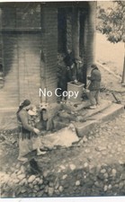 Foto WK2 Polen Graudenz Grudziądz Straßenkinder im Lager beim Handel X206