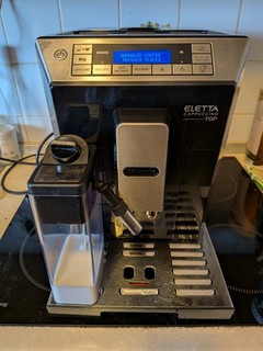 De’Longhi Eletta Cappuccino Top ECAM 45.766.B Kaffeevollautomat Kaffeemaschine