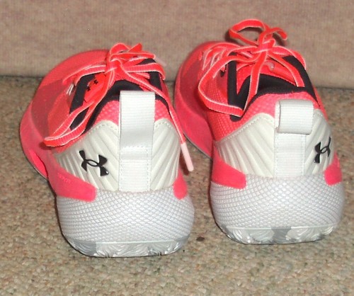Damen rosa UNDER ARMOUR Hovr Ascent Laufschuhe Turnschuhe, Größe 9,5 - Bild 3 von 5