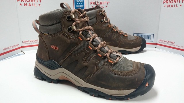 keen hiking boots sale