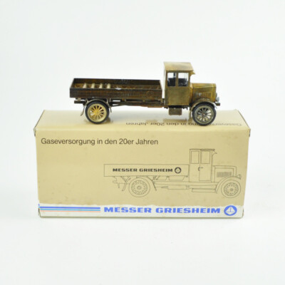 Oldtimer MAN Typ KVB 4 - Messer Griesheim - Conrad Model 1032 - 1:50 - Messing