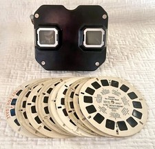 VINTAGE BAKELITE SAWYER'S VIEW-MASTER MODEL C VIEWER WITH 13 REELS