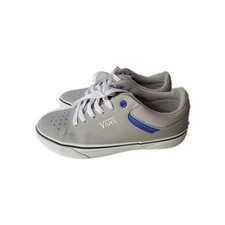 Men's Vans Seldan lace Up Skate Shoe/casual Sneaker.