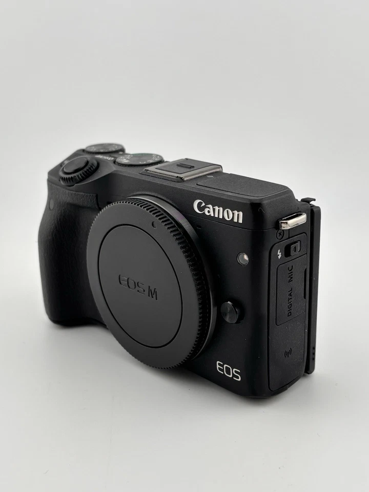 Canon EOS M3, photo 3 of 5