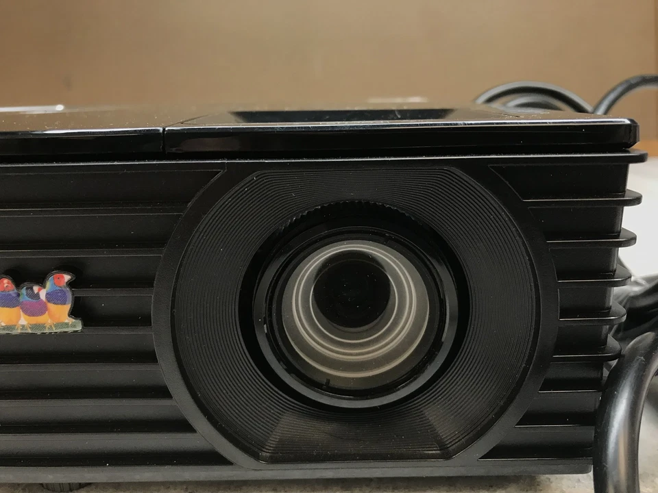 ViewSonic PJD7820 HD DLP 1080P 高清投影仪 - 无遥控器 黑色 — 第 2/4 张图片