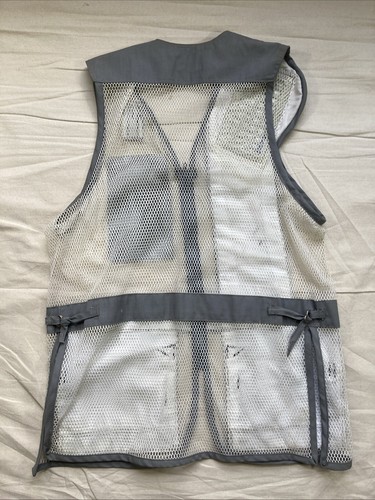 Browning Shooting Vest, Size 46 - Picture 4 of 6