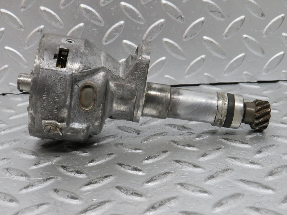 ⚙28097⚙ Mercedes-Benz W123 280E Ignition Distributor Bosch 0021587701 0237302017 - Image 3 of 4