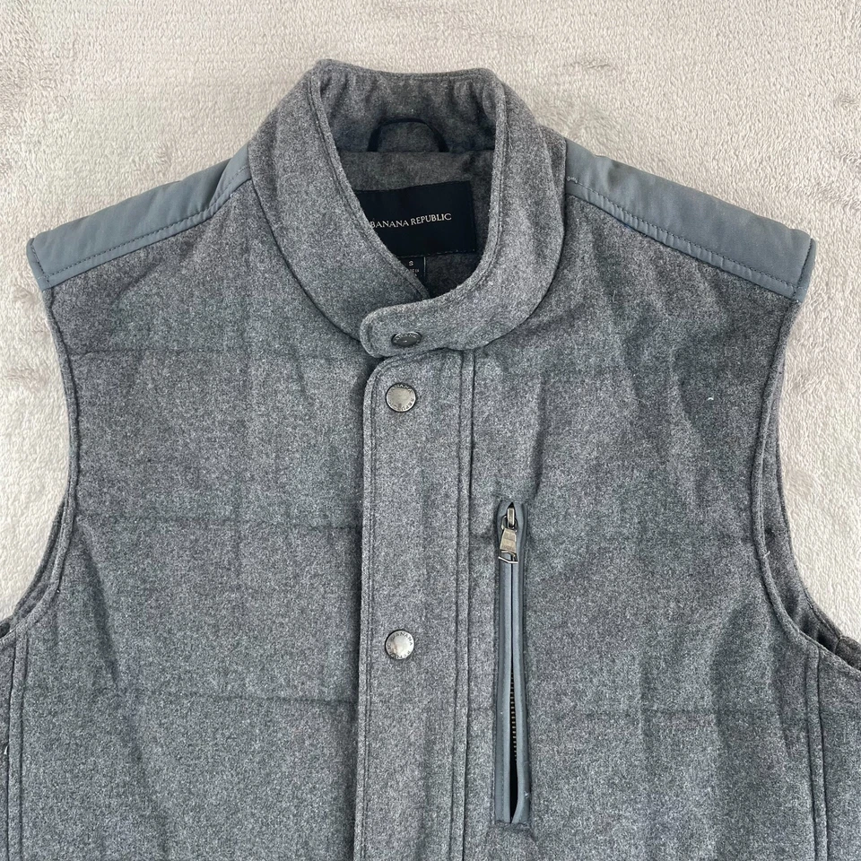 Banana Republic Puffer Vest Men Small Charcoal Grey Wool Blend Zip Snap Button - Image 3 of 4