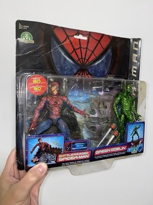 Spiderman Battle Ravaged & Green Goblin Set Toybiz 2002 Actionfigur LESEN
