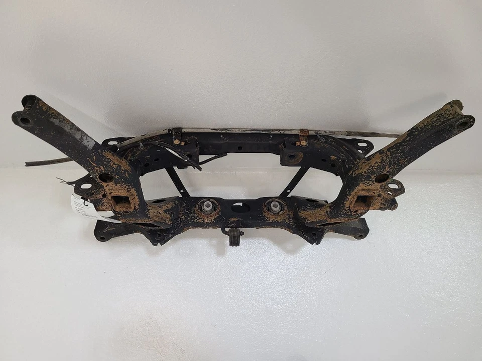 2007 - 2017 CHEVROLET EQUINOX Crossmember/K-Frame Rear AWD  Foto 2 de 4