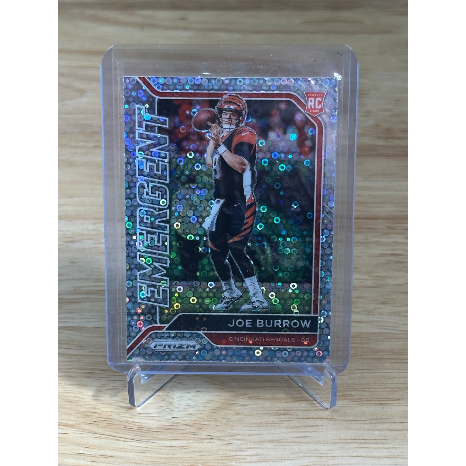 2020 Panini Prizm - Emergent Joe Burrow #1 No Huddle Prizm (RC)